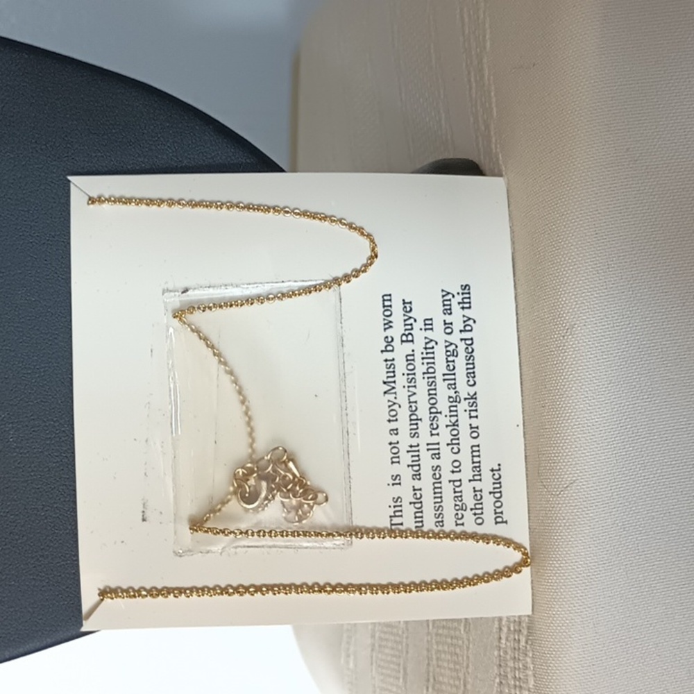 14k Gold Plated Necklace New On Card. - Picture 3 of 3